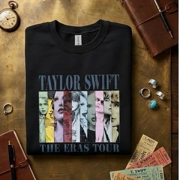 TAYLOR SWIFT The Eras Tour Black Crewneck Sweatshirt | Size Medium | EXCELLENT 🔥 - Picture 3 of 4